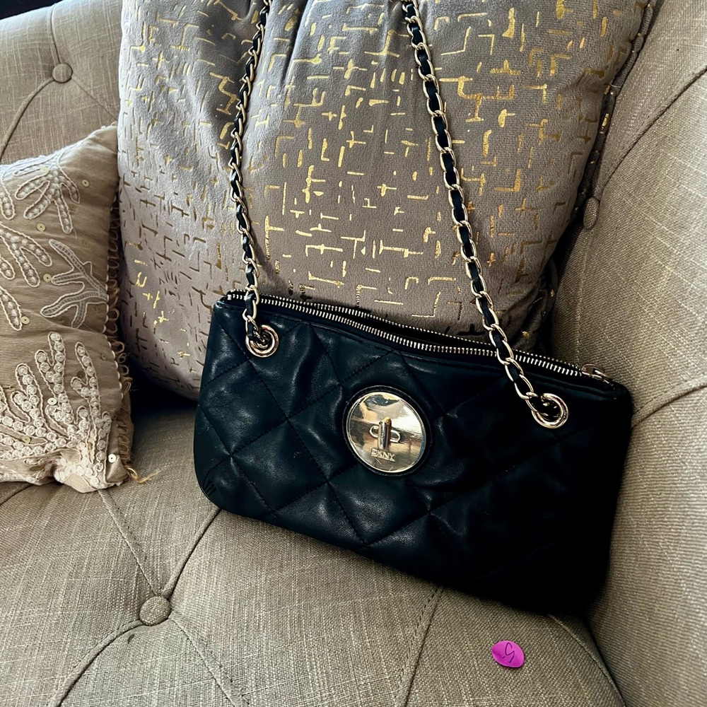DKNY CROSSBODY WITH 52 inch chain and leather handle